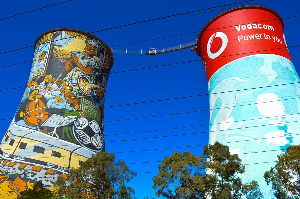 BUNGEE OR BASE JUMP FROM THE ORLANDO TOWERS IN SOUTH AFRICA