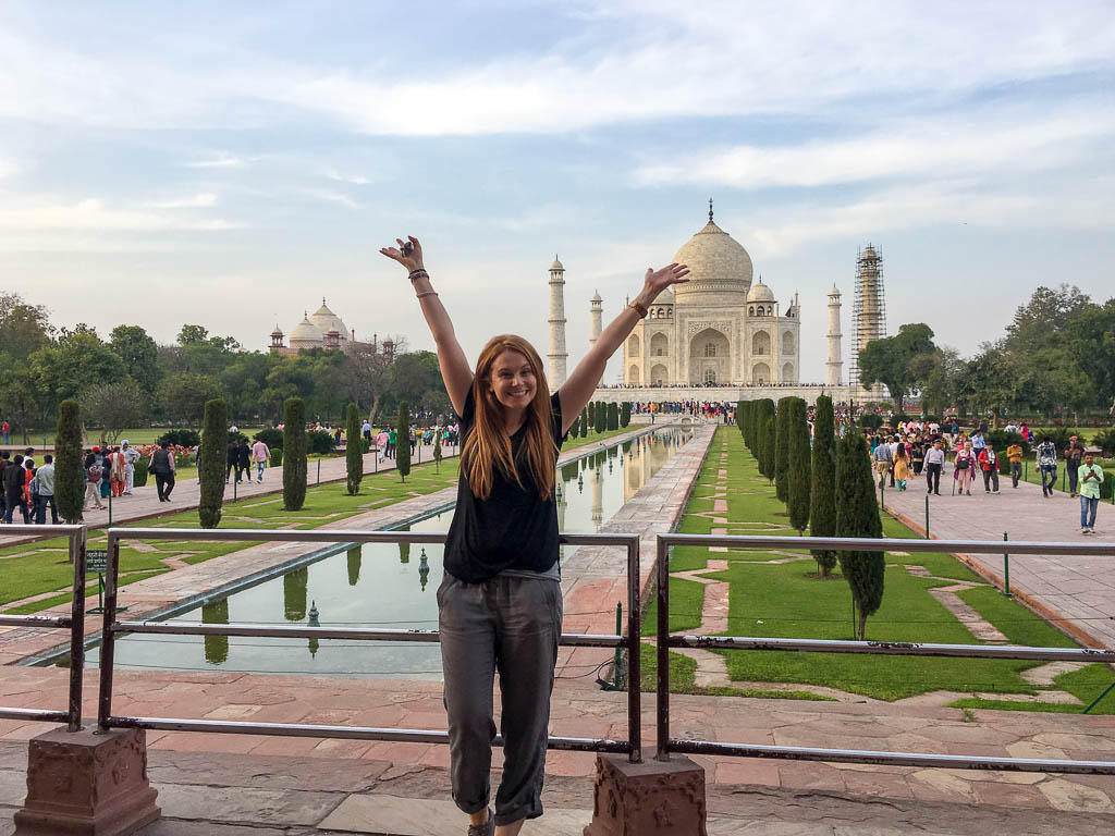 WHAT TO WEAR AT THE TAJ MAHAL: TIPS FOR THE TAJ MAHAL