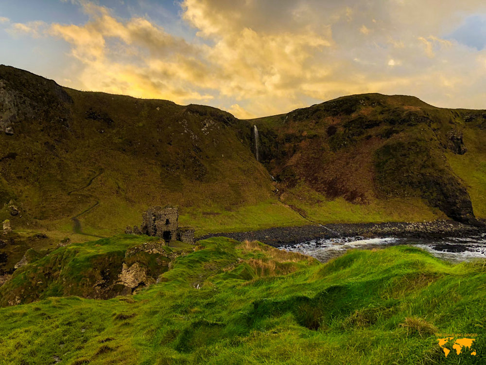 THINGS TO DO IN NORTHERN IRELAND: KINBANE CASTLE