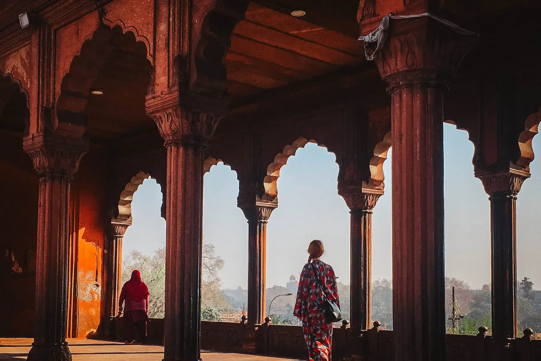 WHAT TO WEAR IN INDIA FOR WOMEN