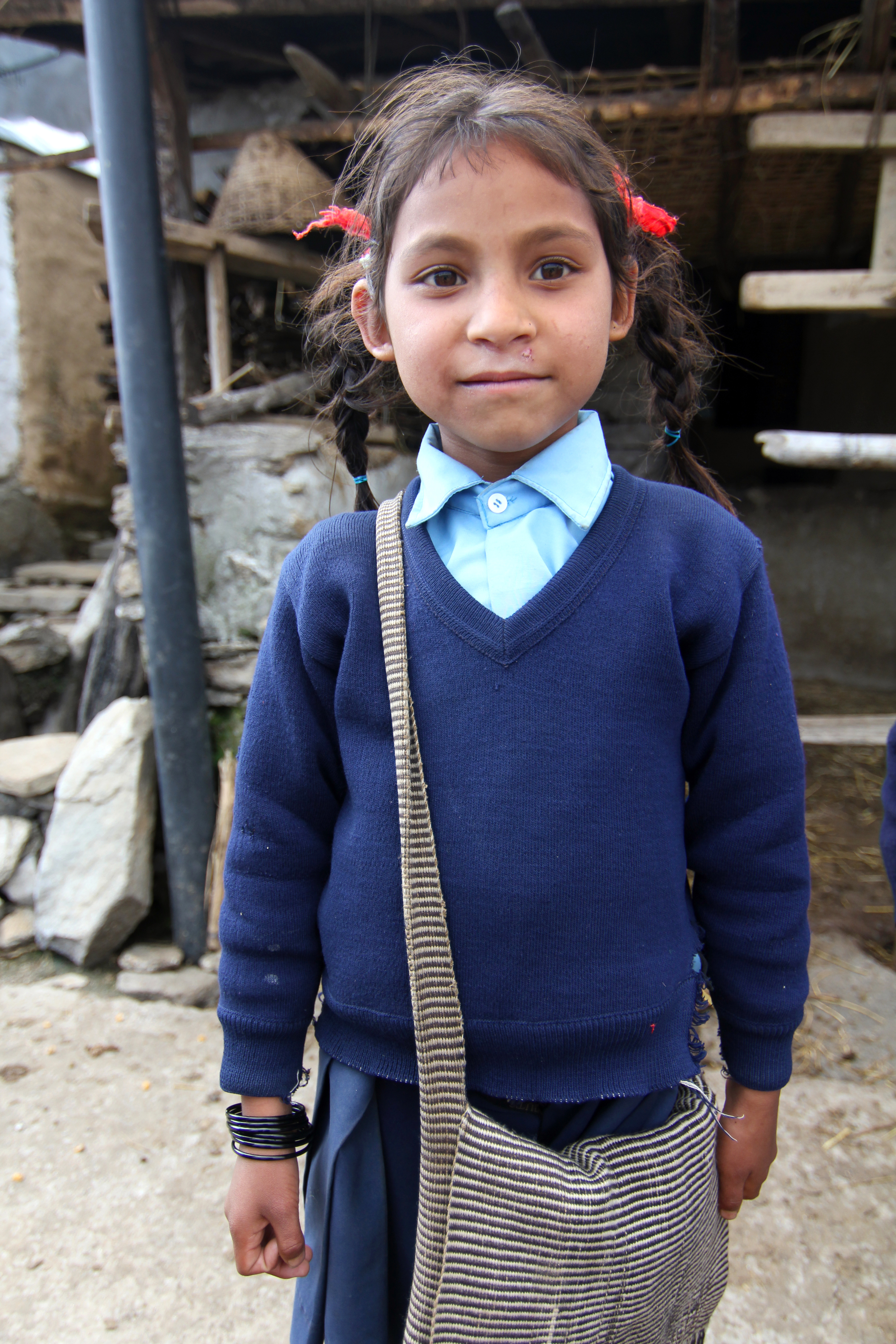 school girl, sikles, nepal