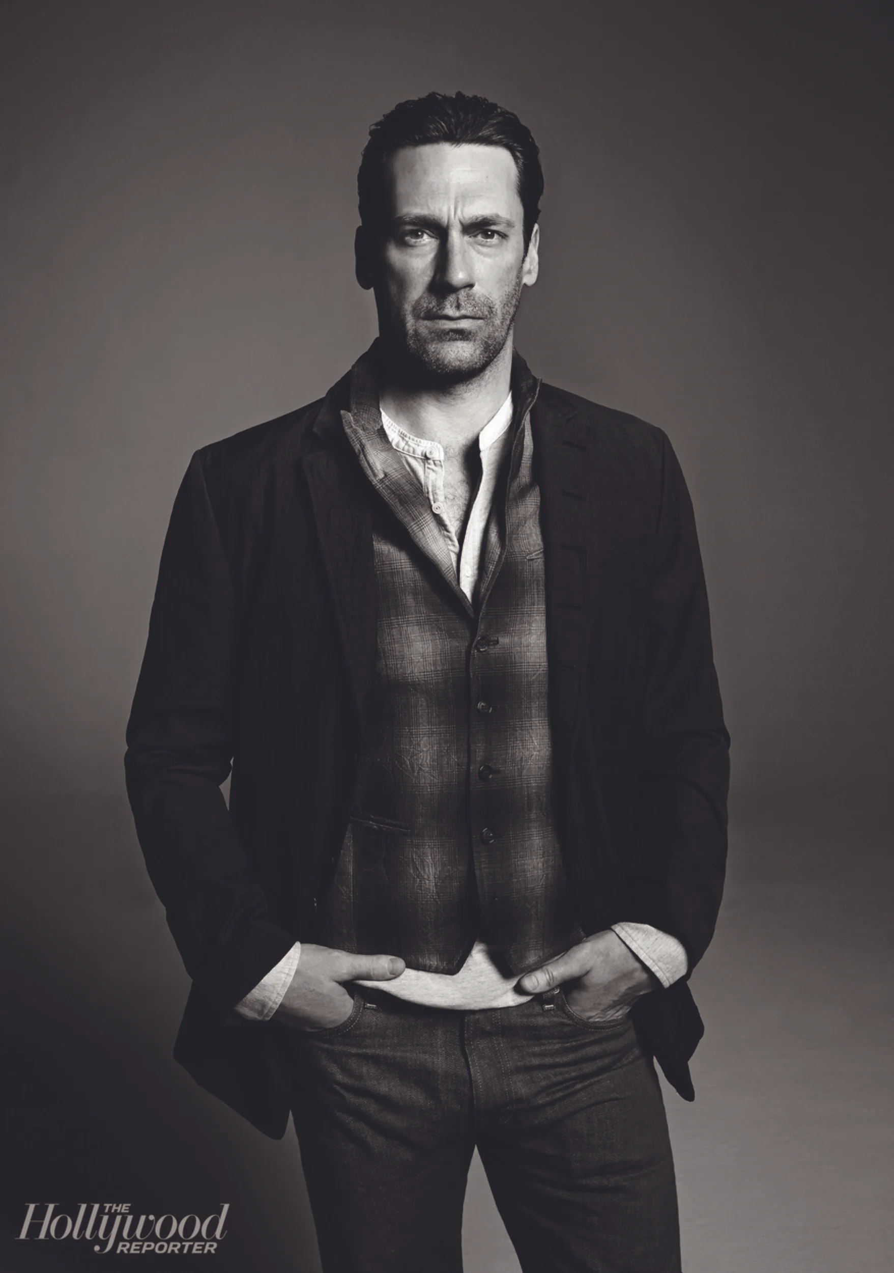 Jon_Hamm_David_Needleman_THR_Roundtable_0144B&amp;W copy-p18tt9grt82m9b6tart1s1s1rs9.jpg