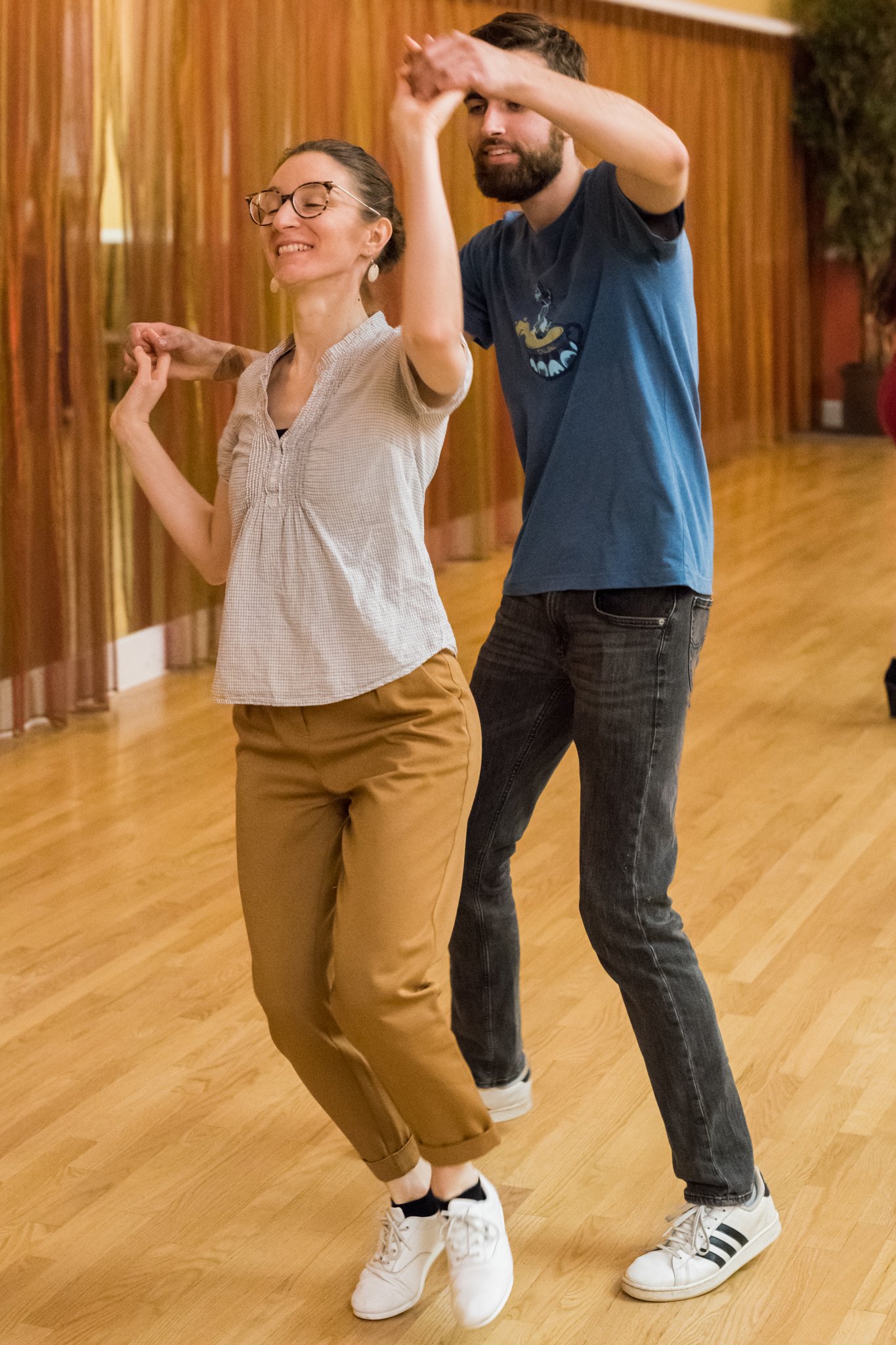 🚨 New classes are now live on our Swing Shop! 🚨

Our next four-week series (beginning April 29) focuses on two of the things that made Lindy Hop such a revolutionary phenomenon! Explore solo movement in partnered dance while developing rhythmic var