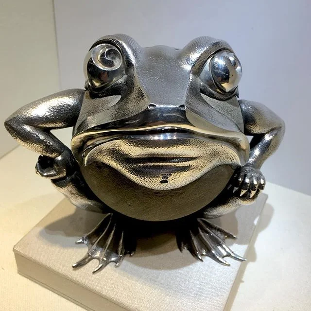 TEFAF New York Fall 2018 
@tefaf_art_fair
Some of the many highlights from a phenomenal fair
.
.
.
.
.
#tefaf #tefaf2018 #tefafnewyorkfall2018 #artfair #newyork #parkavenuearmory #tefafnewyorkfall2018 #fineart #antiques #paintings #frames #furniture 