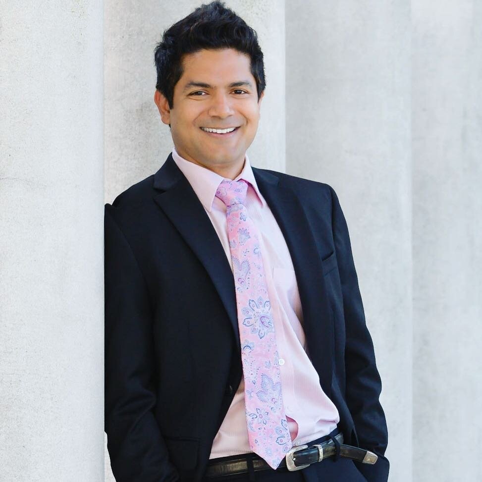 A blast from the portfolio past!
Nimish being relaxed and fashionable at the @legionofhonor 
#portraitphotography #legionofhonormuseum 
#professionalphotographer  #stanford #eventphotography #headshots #professional #portraits #california  #bayarea #