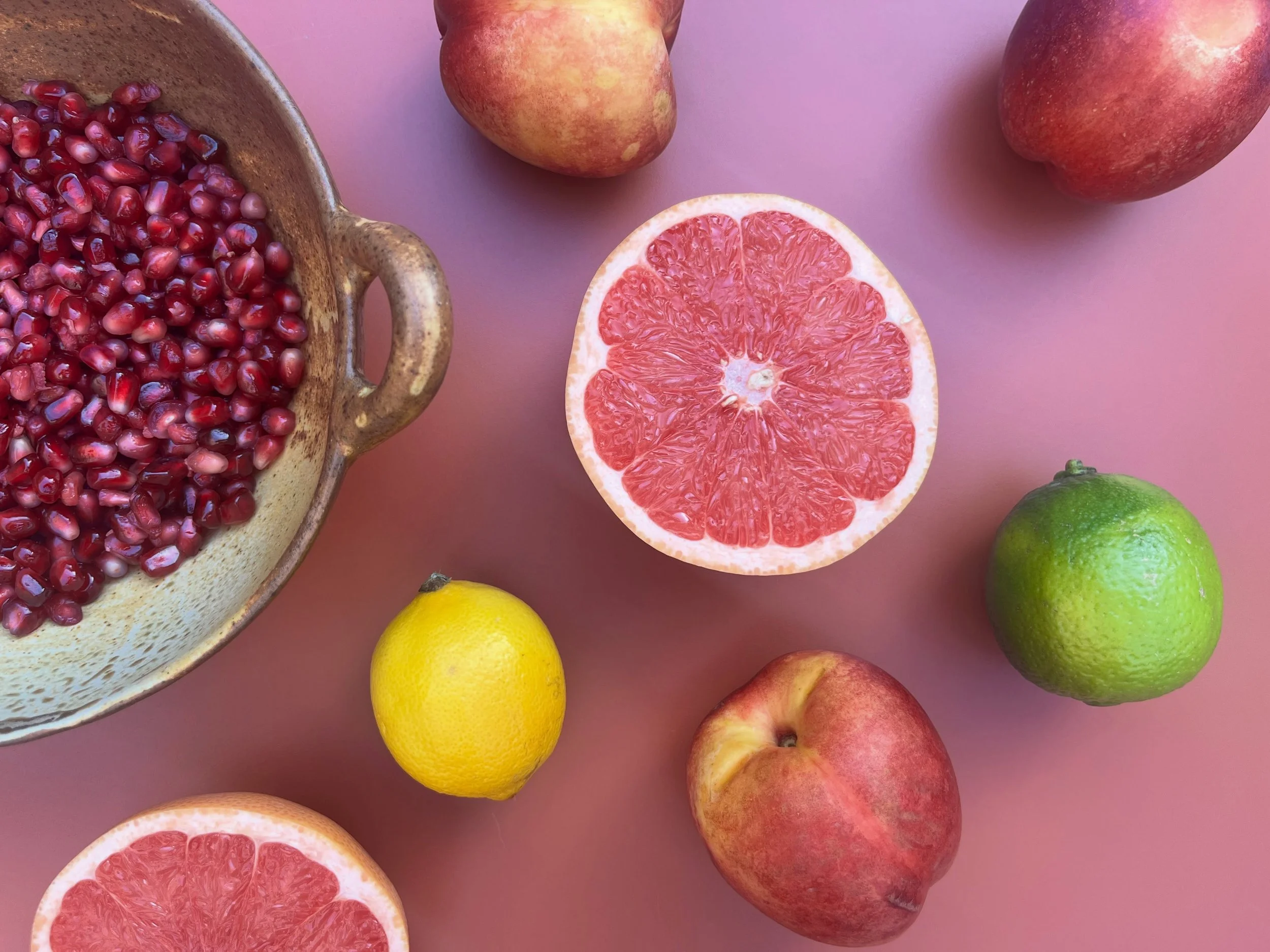 Fave ways to eat fave summer fruits:

Nectarines or peaches with Greek yoghurt - tastes like holidays. Or in salads (so good with mozzarella &amp; rocket) 

🍋 🍋&zwj;🟩- juice squeezed onto salads, or into iced sparkling water. Makes anything fresh 