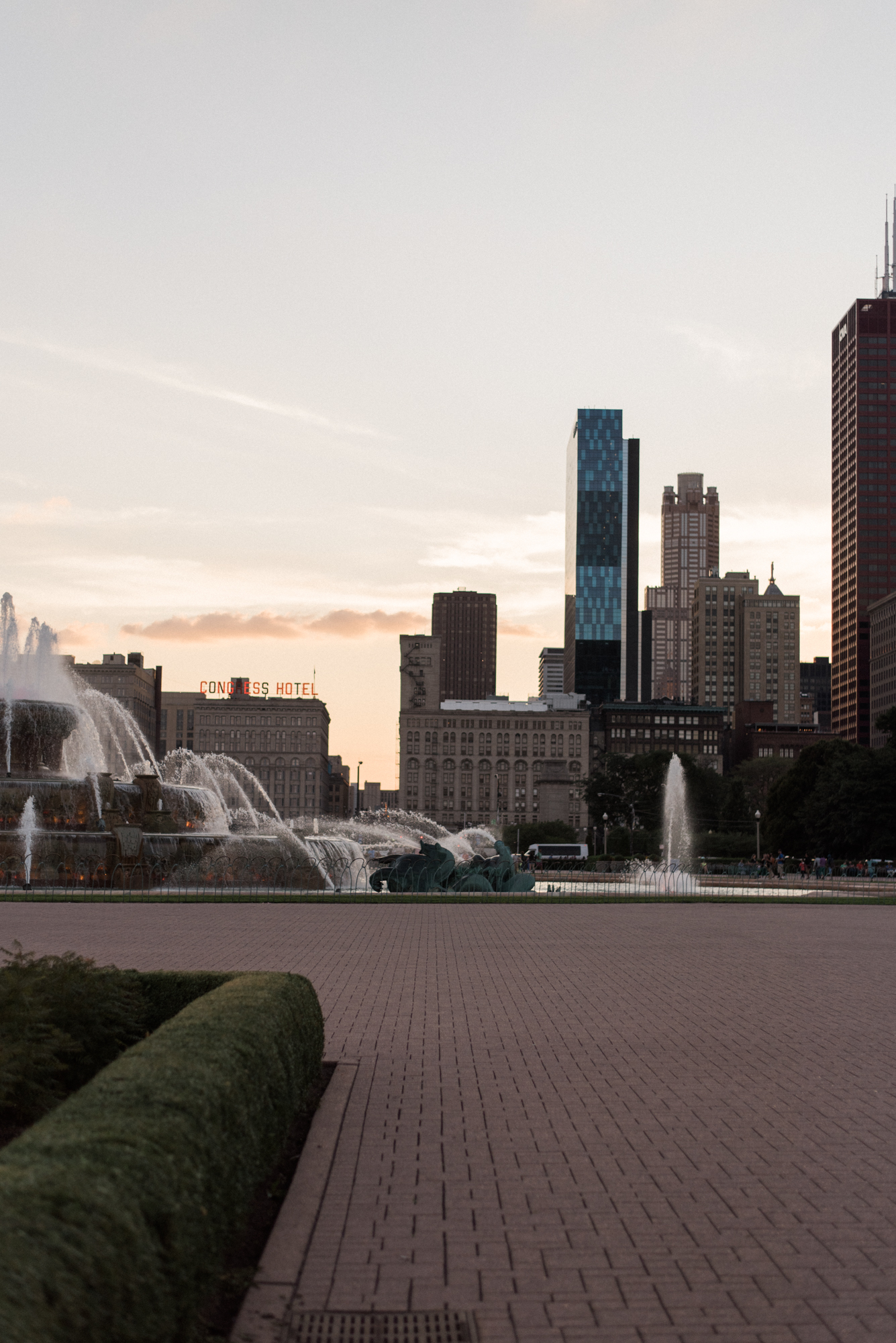 Chelsea Bliefernicht | Buckingham Fountain | Chicago Photographer