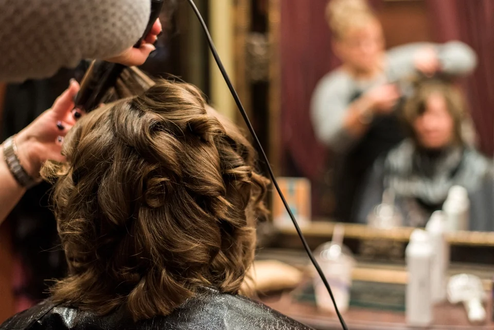 Chelsea Bliefernicht | Wisconsin Wedding Photographer | Domani Salon & Spa