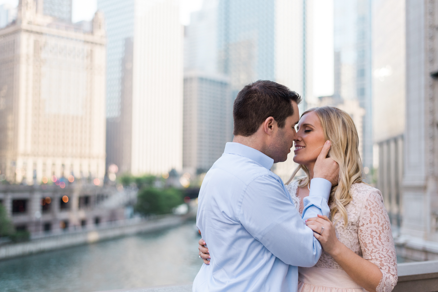 Downtown Chicago Wrigley Building Engagement Session | Chelsea Bliefernicht Photography