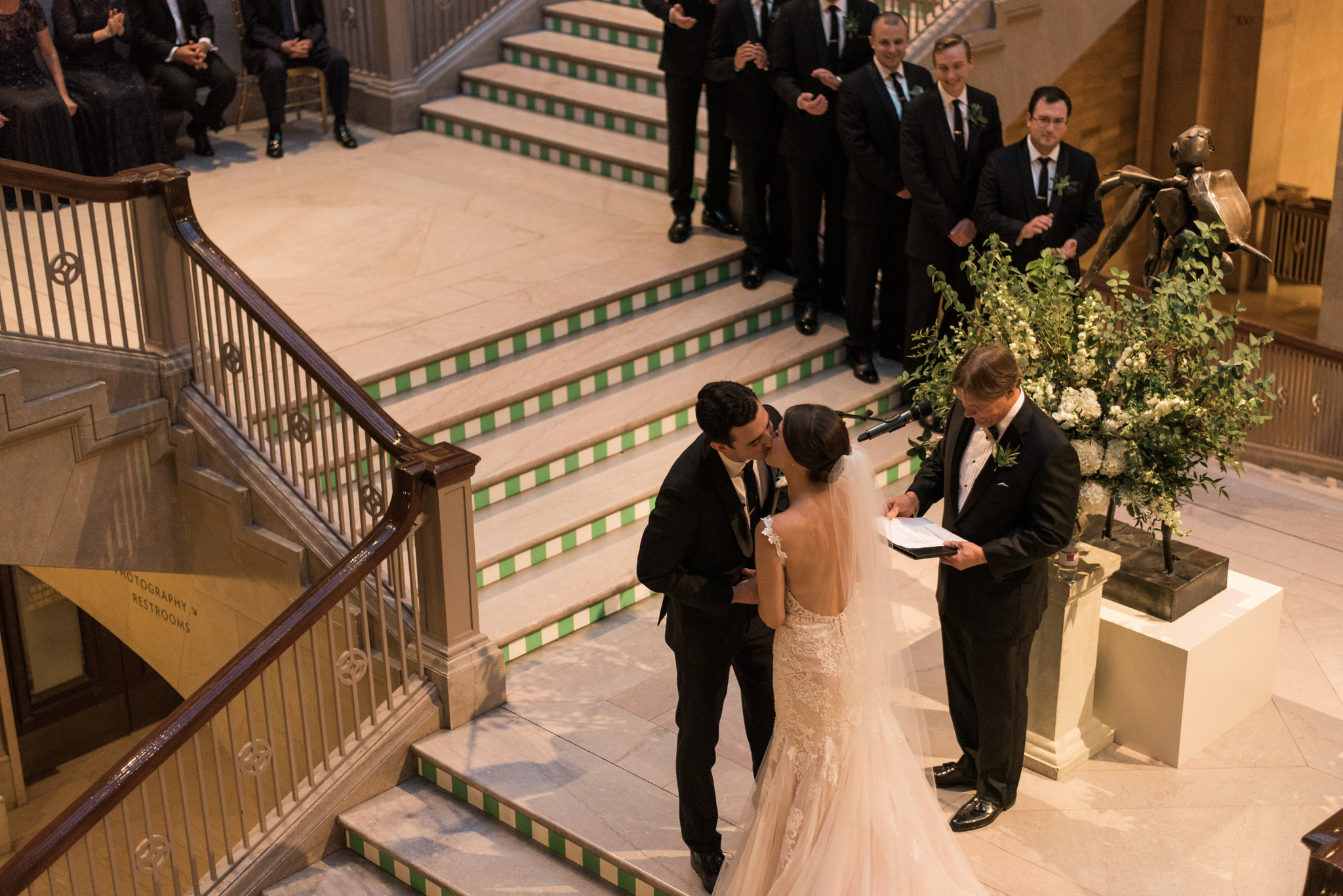 Art Institute of Chicago Wedding Photography | White Quill Creative