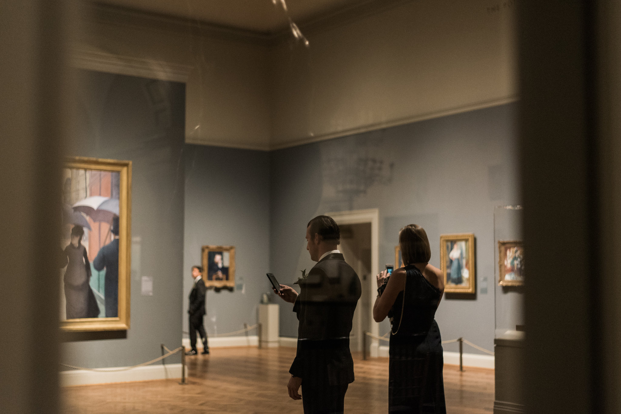 Art Institute of Chicago Wedding Photography | White Quill Creative