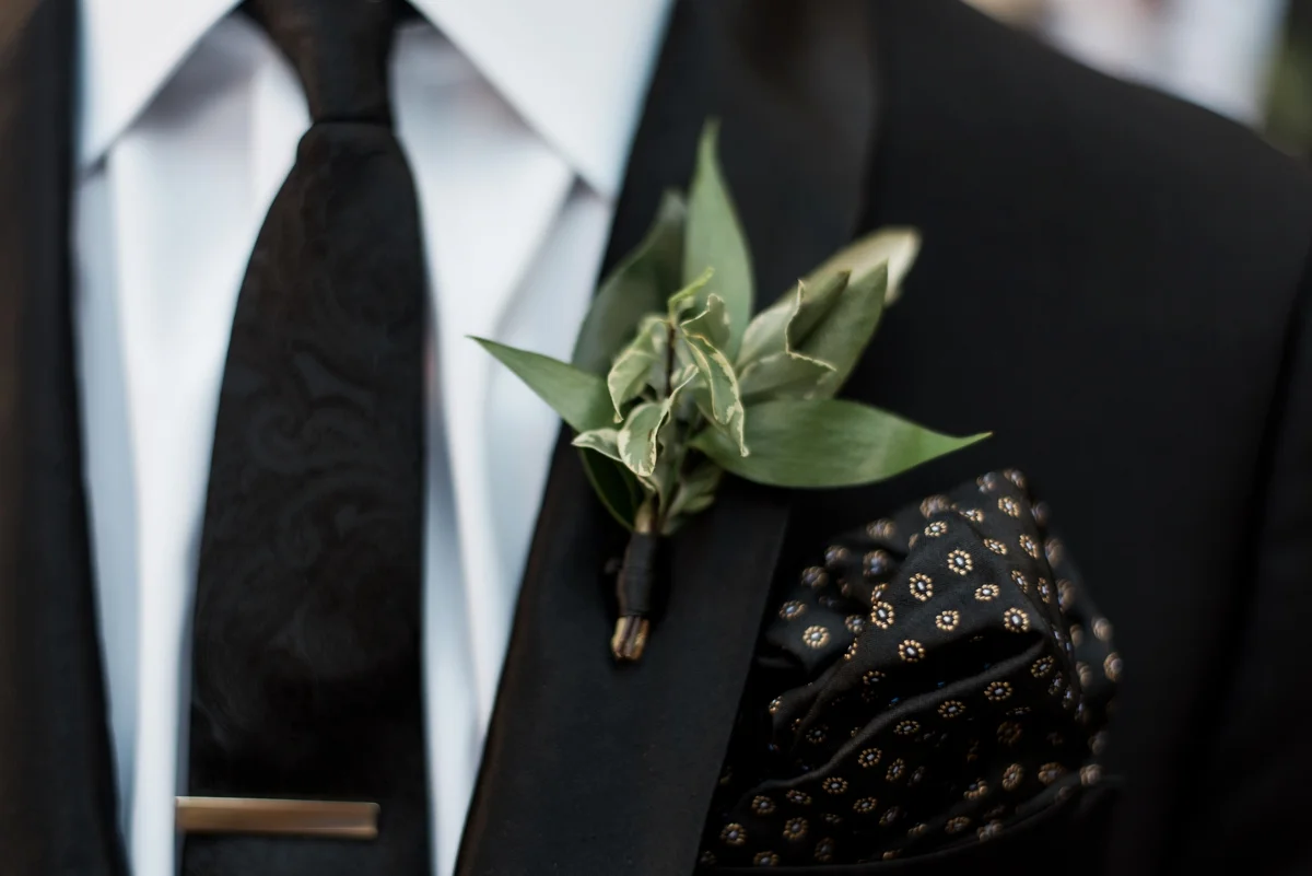 Art Institute of Chicago Wedding Photography | White Quill Creative