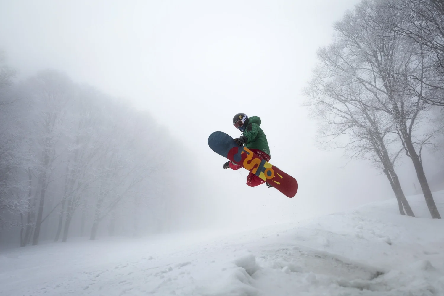 Landon Goerzen popping a side hit at Ikenotaira Resort in Myoko-kogen, Nagano, Japan.
