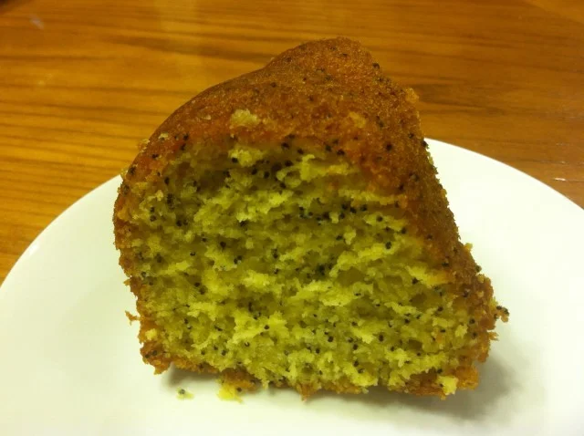 Easy Lemon Poppyseed Cake