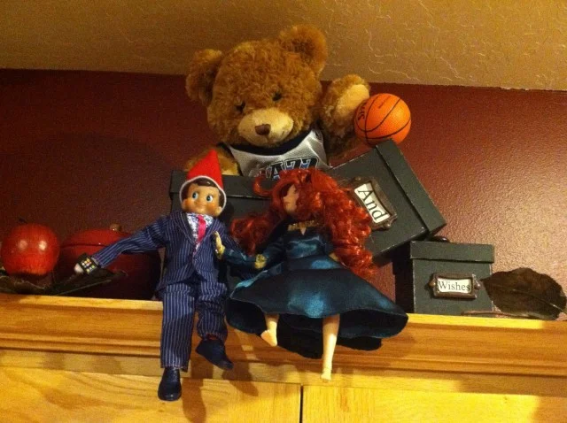 Elf on the Shelf: Day 8, 2012