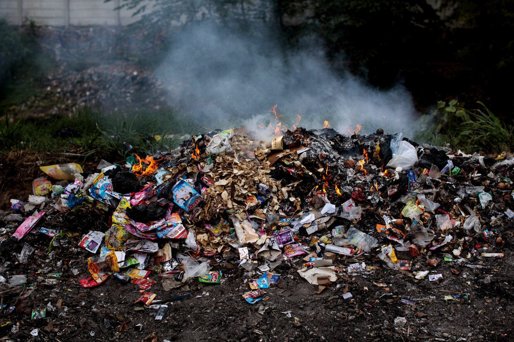  BANDUNG, INDONESIA: Garbage from Majalaya Village is burnt on the edge of the Citarum as there are no proper refuse facilities in the village on November 23rd, 2019, Java, Indonesia. 