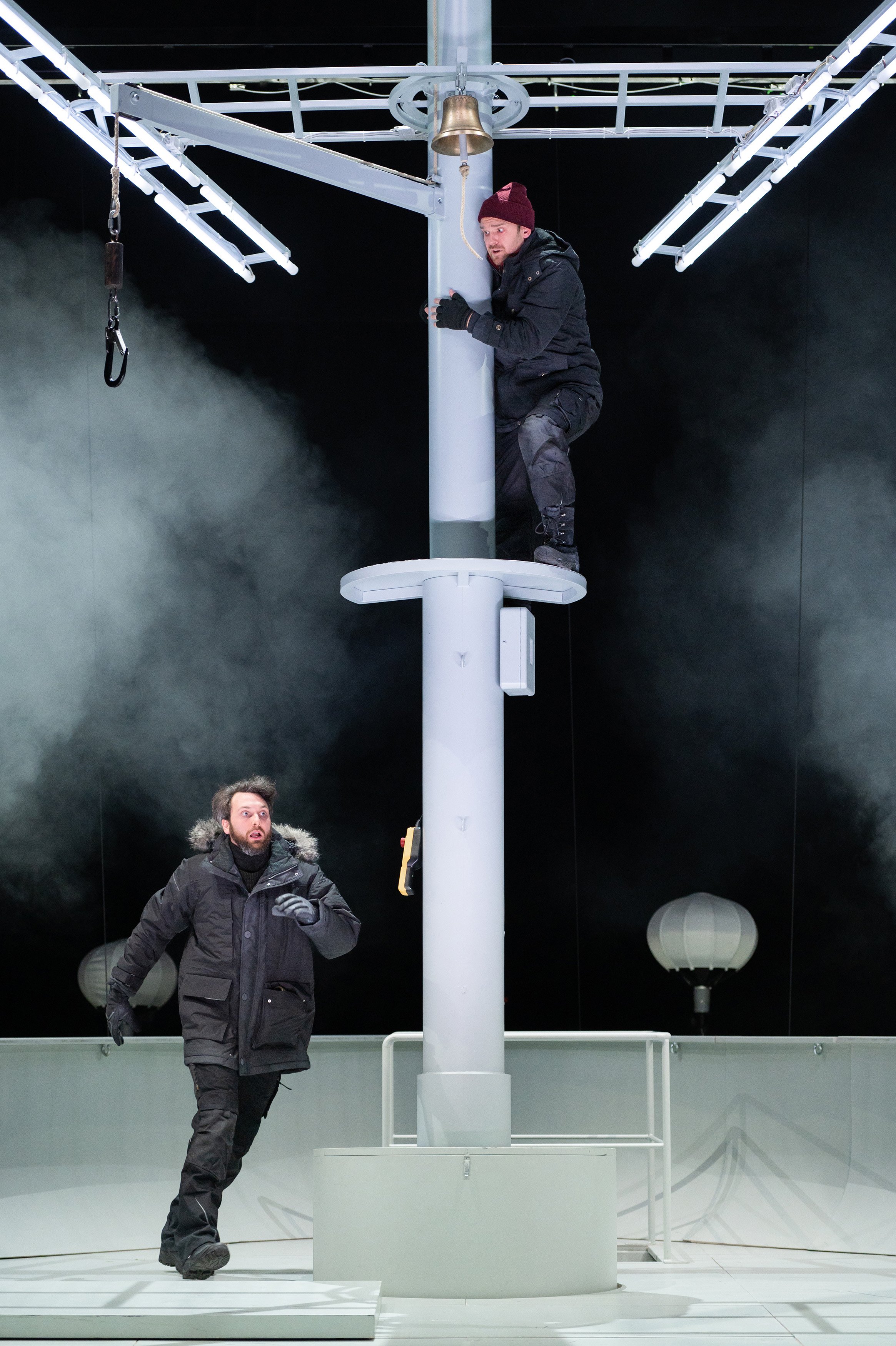 Anthropozän – Tristan Hambleton, Luke Sinclair © Salzburger Landestheater / Christian Krautzberger