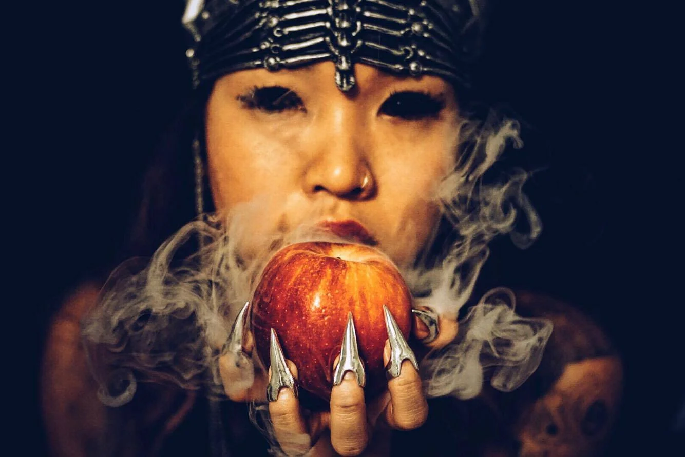 A Story of Apples