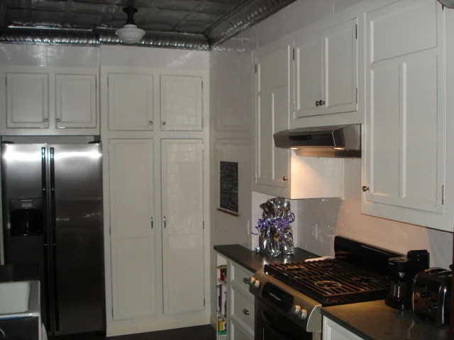 Custom Kitchen Cabinets