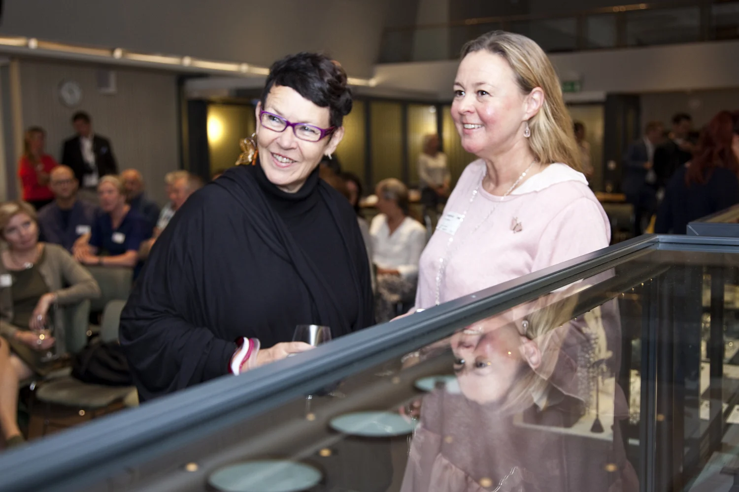 Kirsten Eli Bergersen and designer Elisabeth L. Due (Sugar Shop)