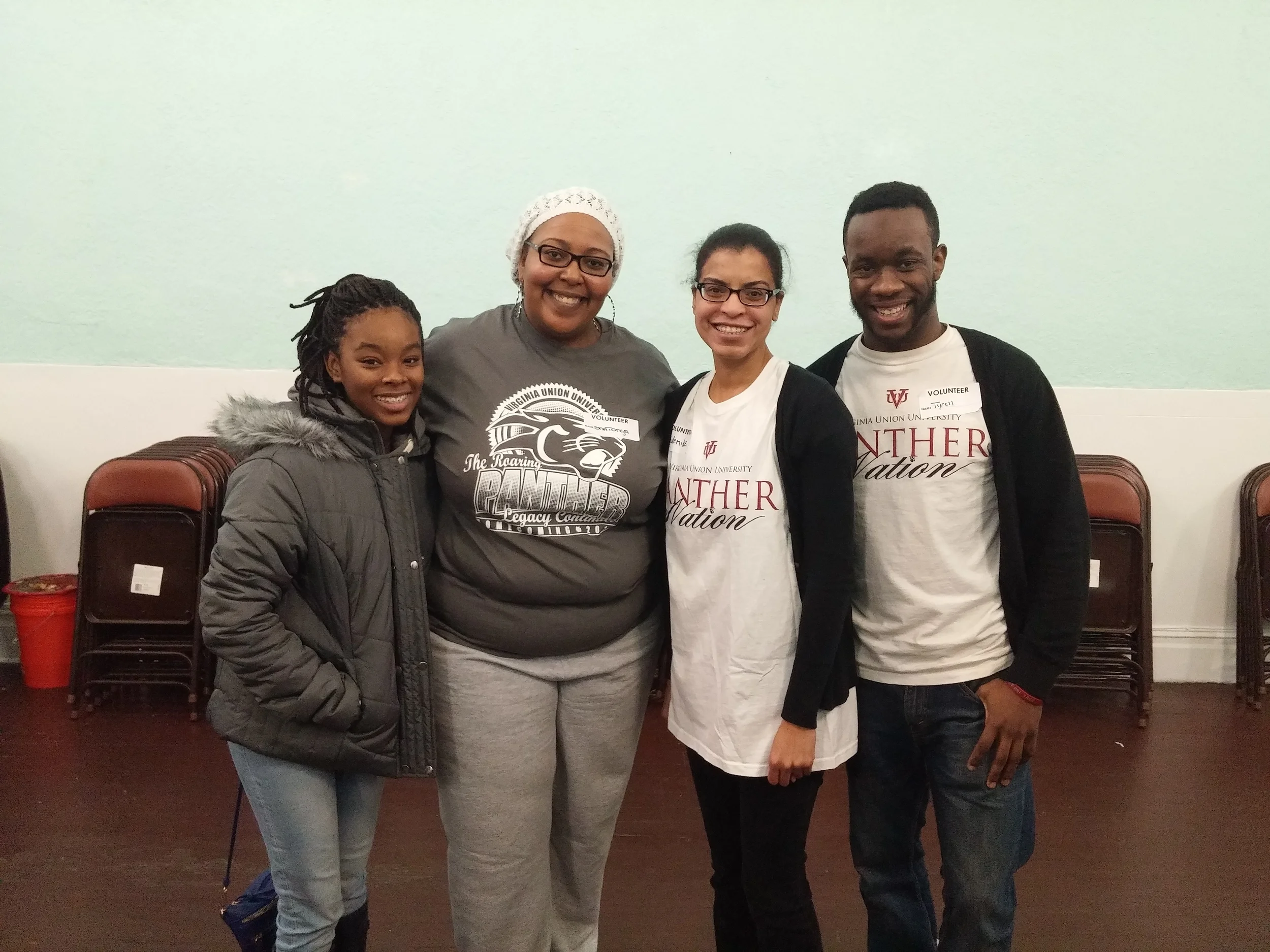 Volunteering at Father's Heart Ministries Feed the Homeless 2016