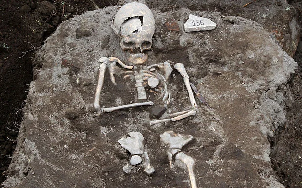 skelton-bulgaria_3068745b.jpg