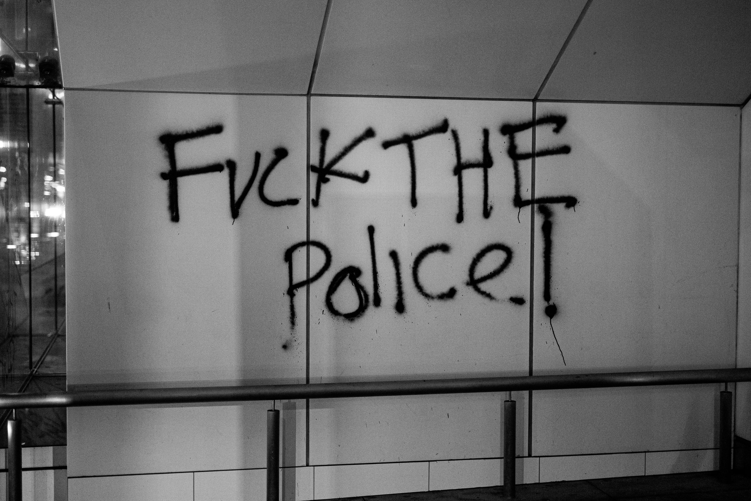 Kill Pretty Reviews: THE COPS