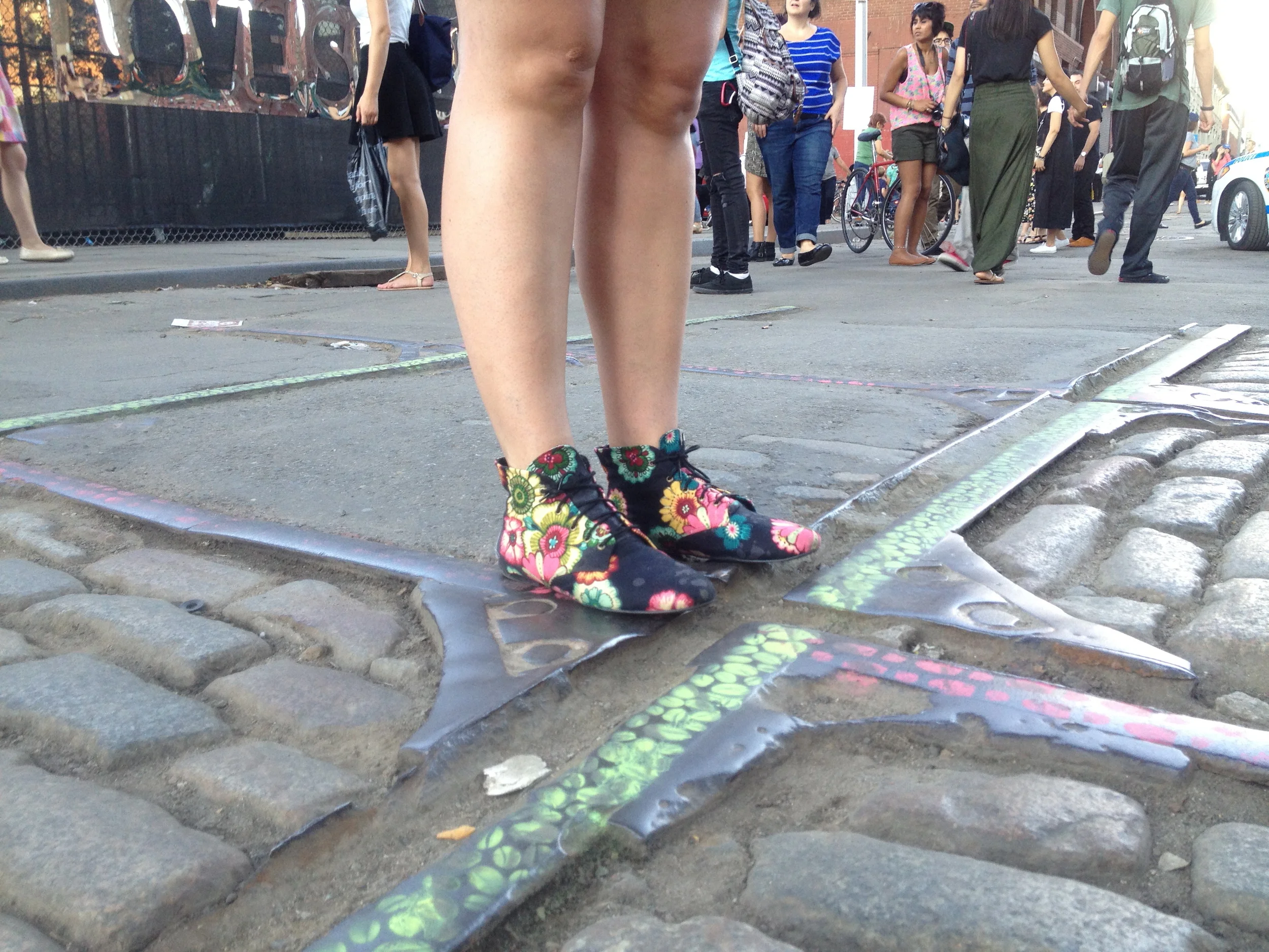 DUMBO Underfoot: Coffee Beans/Shoes