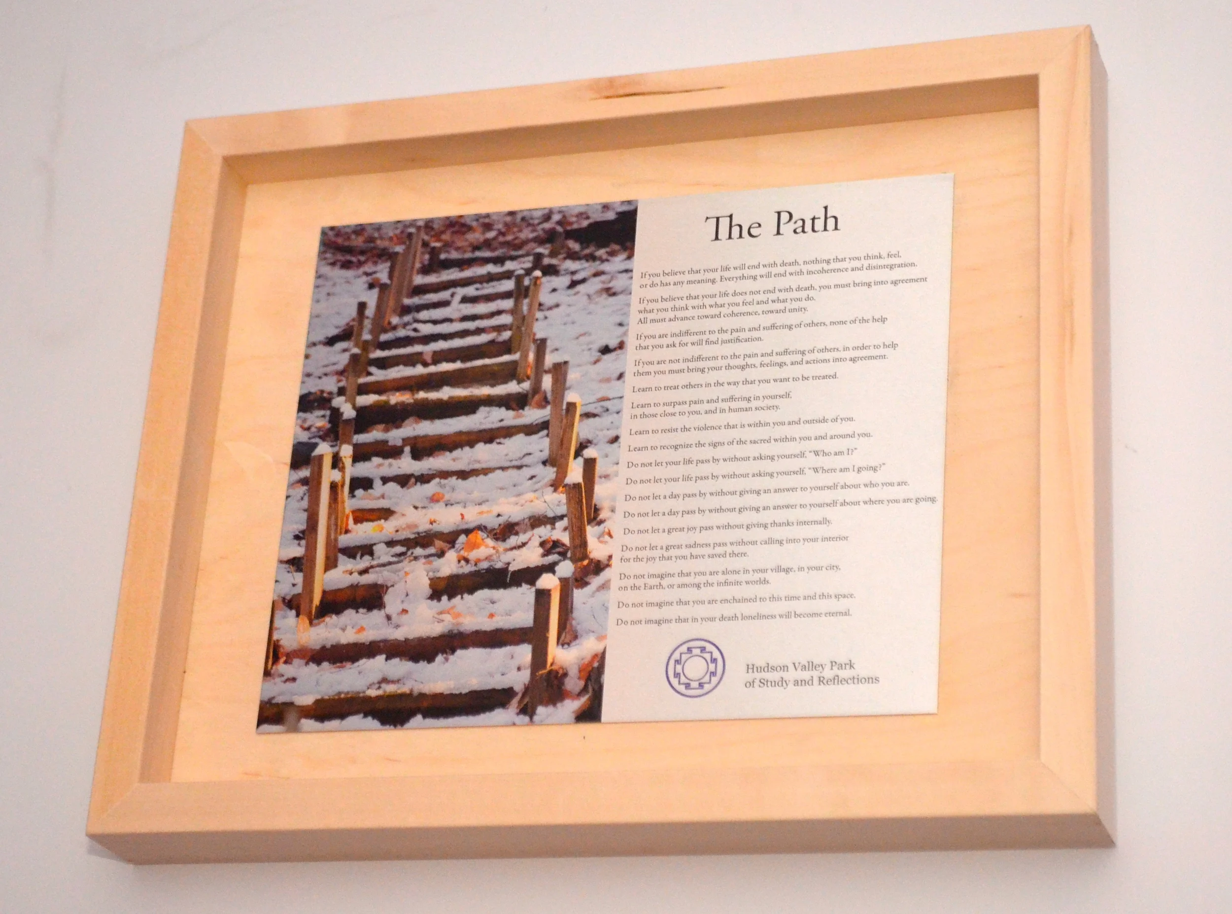 Wood frame and printed aluminium