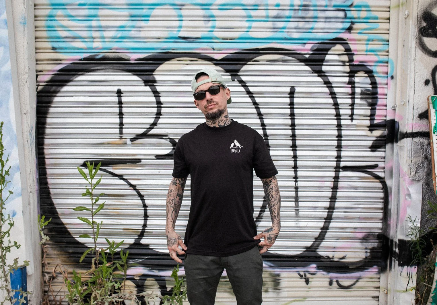 blk shirt front.JPG