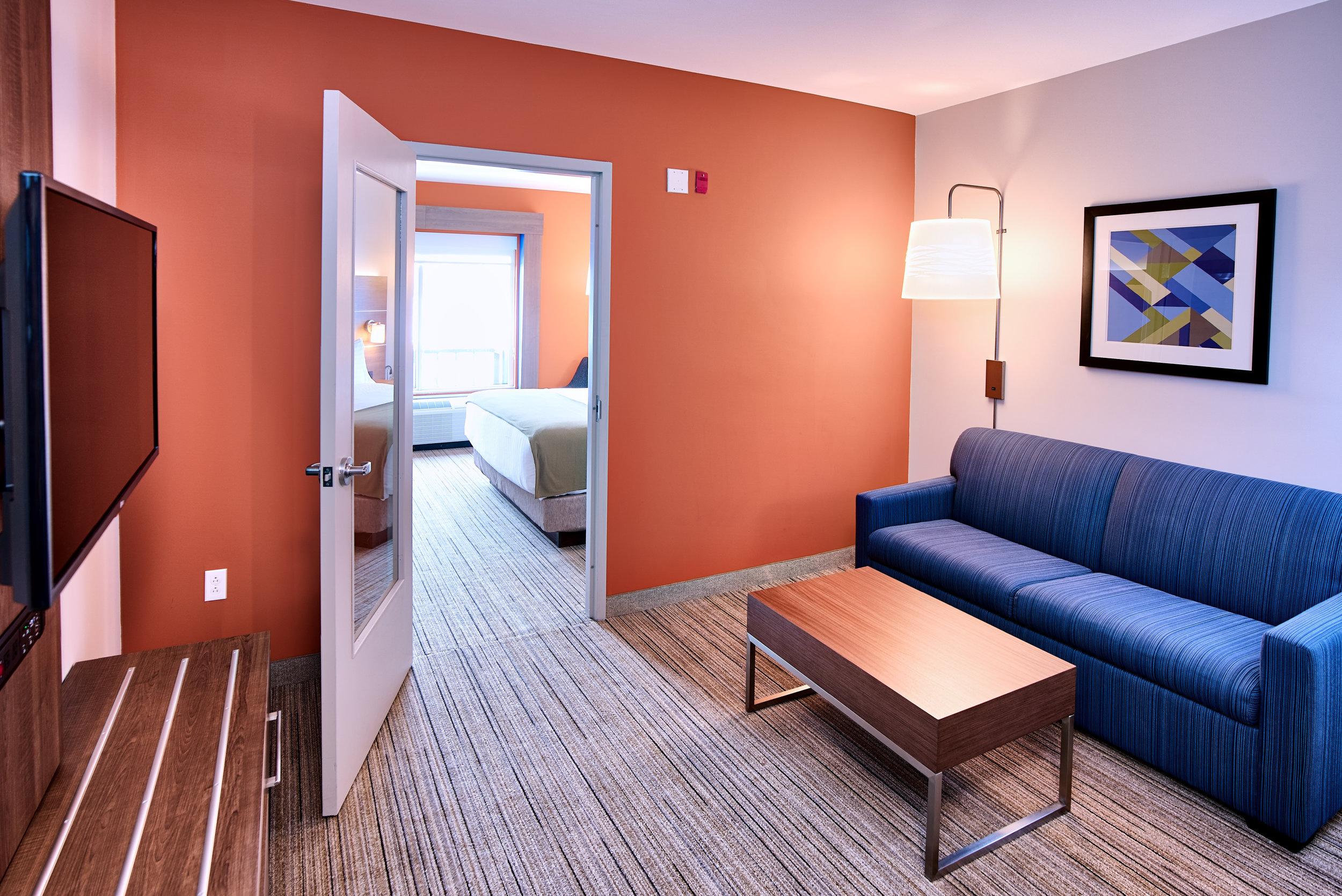 Holiday Inn Express - Room 1 C.jpg