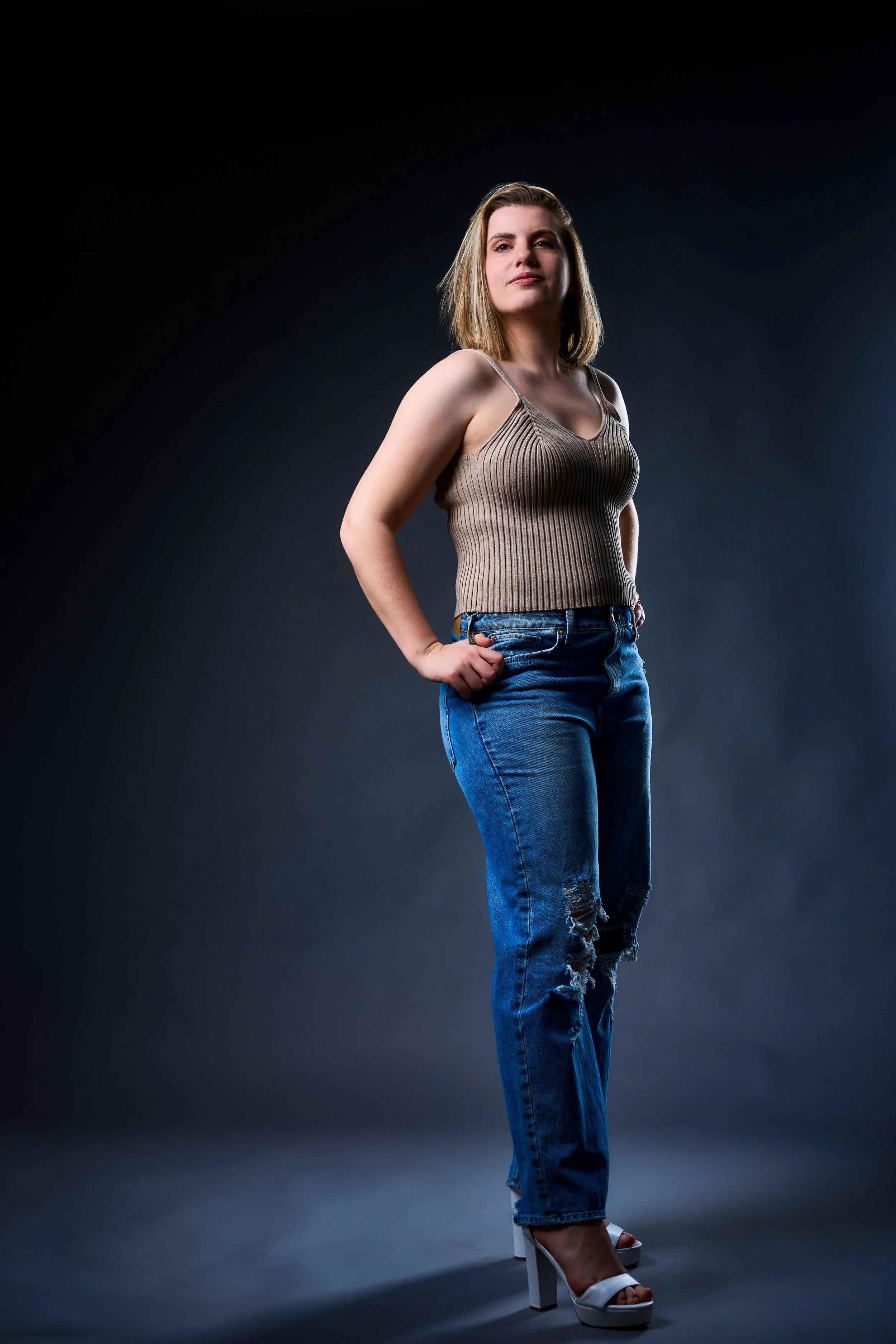 Laura-Beth May 2022 - 13.jpeg