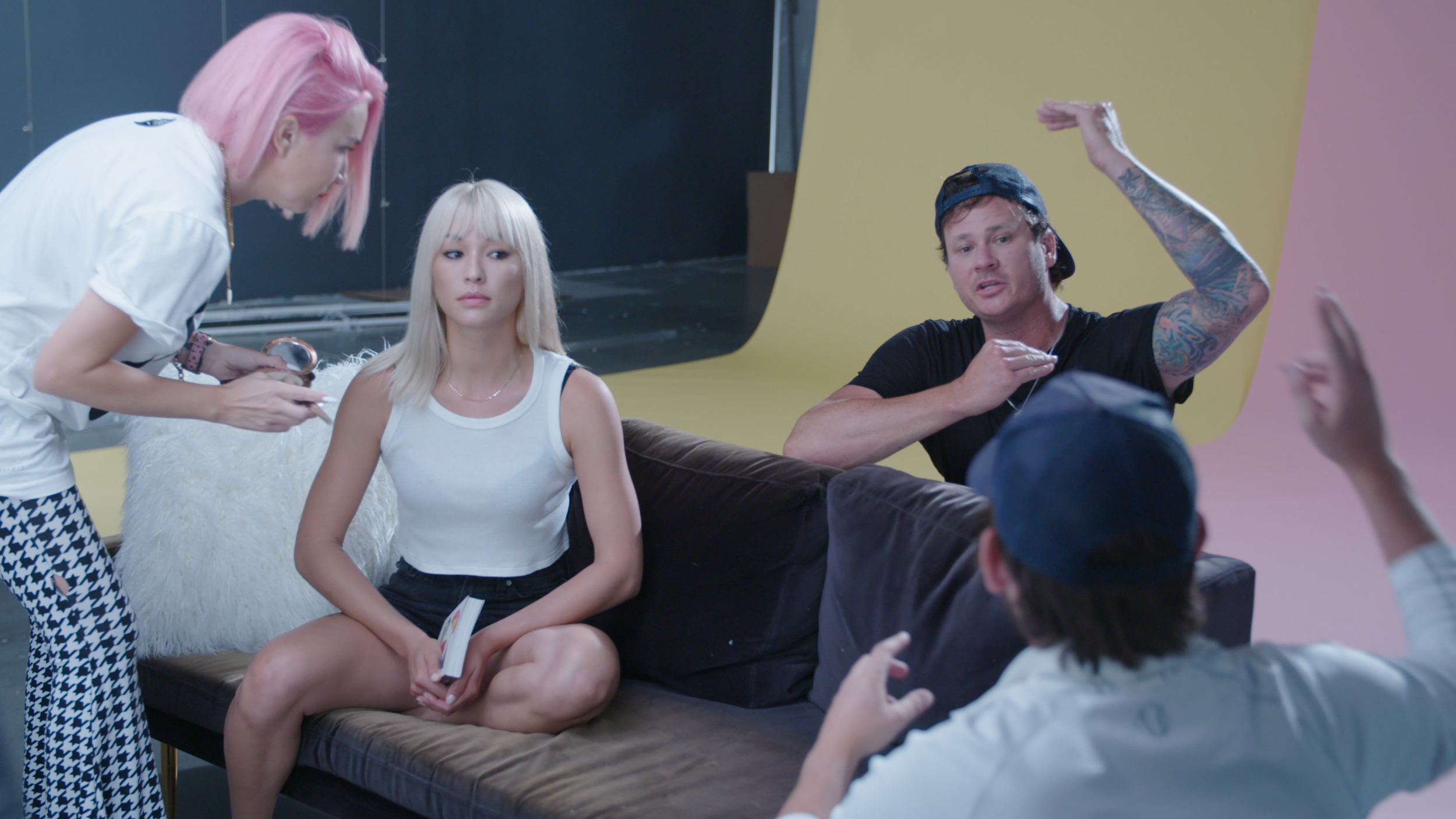 kt_bts_still_4.png
