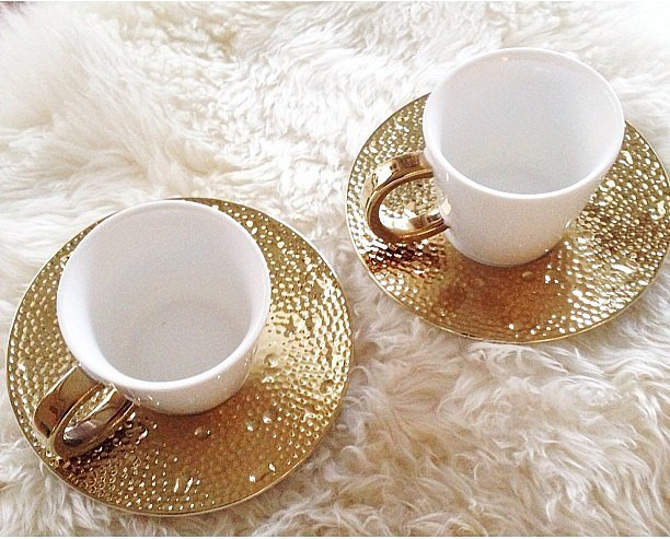 Golden Teacups&nbsp;(www.casasugar.com)