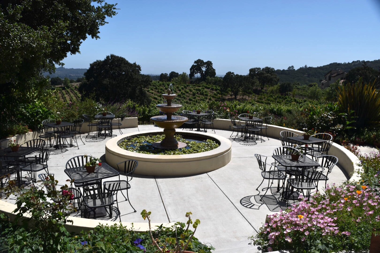 ROQUE_Events_Knoll_Top_Vineyards_2.jpg