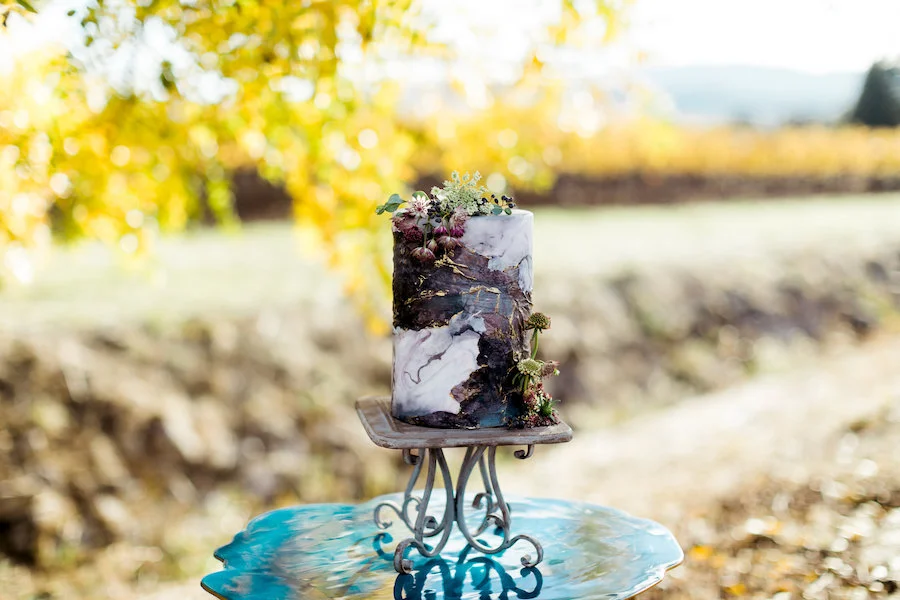 Soft and Edgy Wedding Inspiration17.jpg