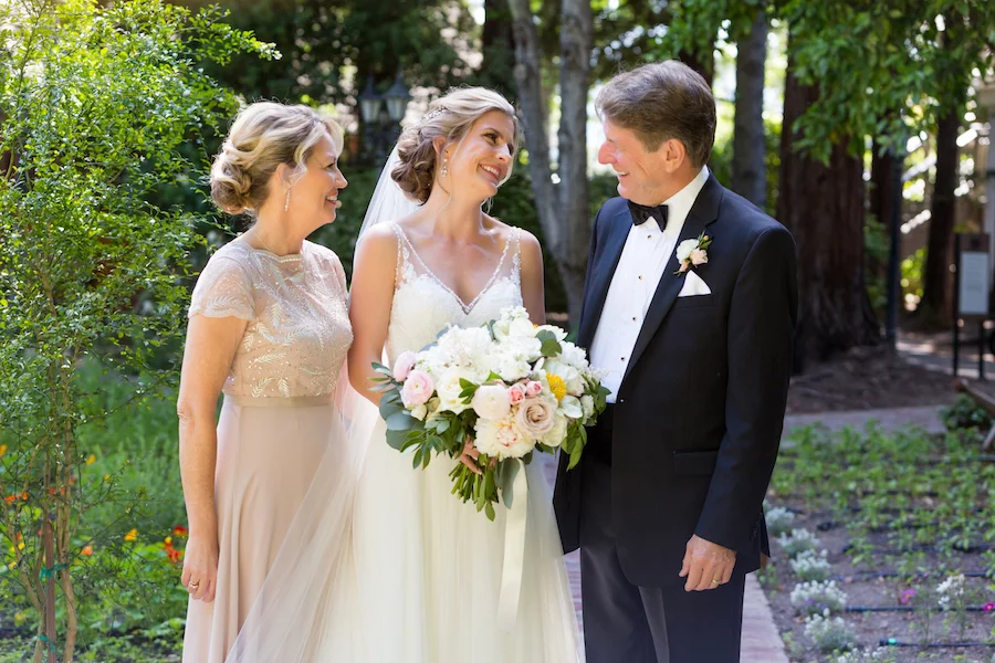Chic and Organic Outdoor Wedding at Harvest Inn36.jpg