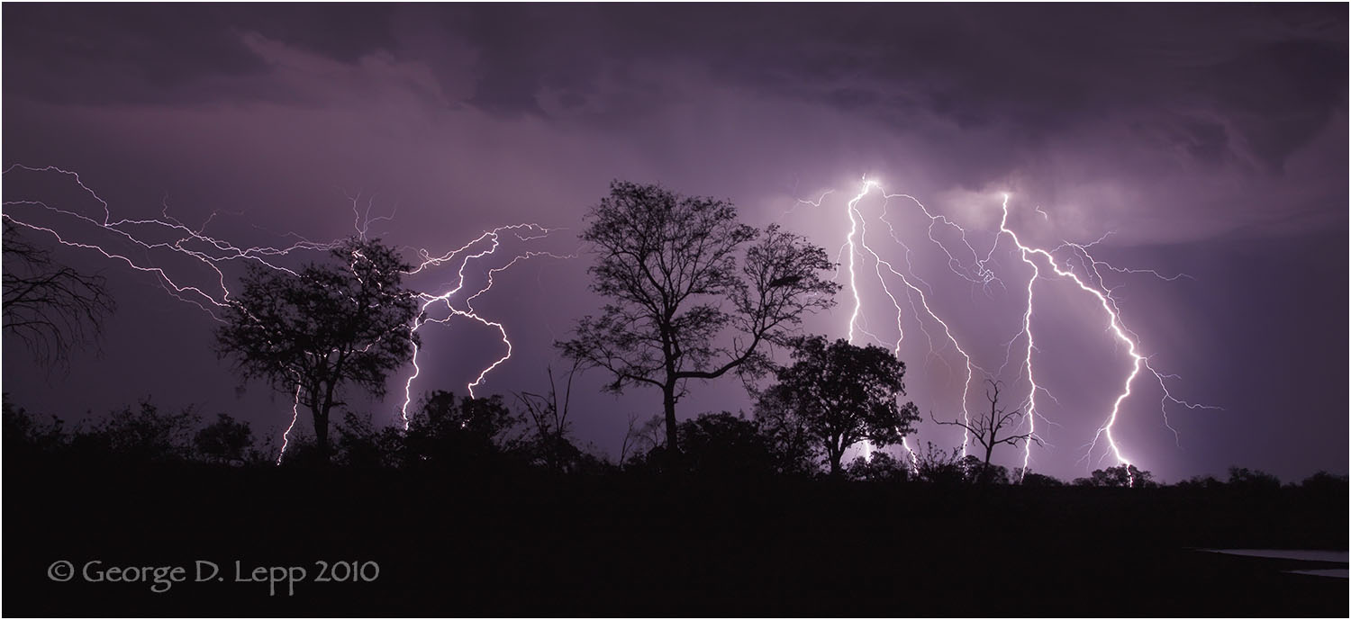 Lightning at Savuti Camp in Botswana. © George D. Lepp 2010 LA-BO-SA-0001