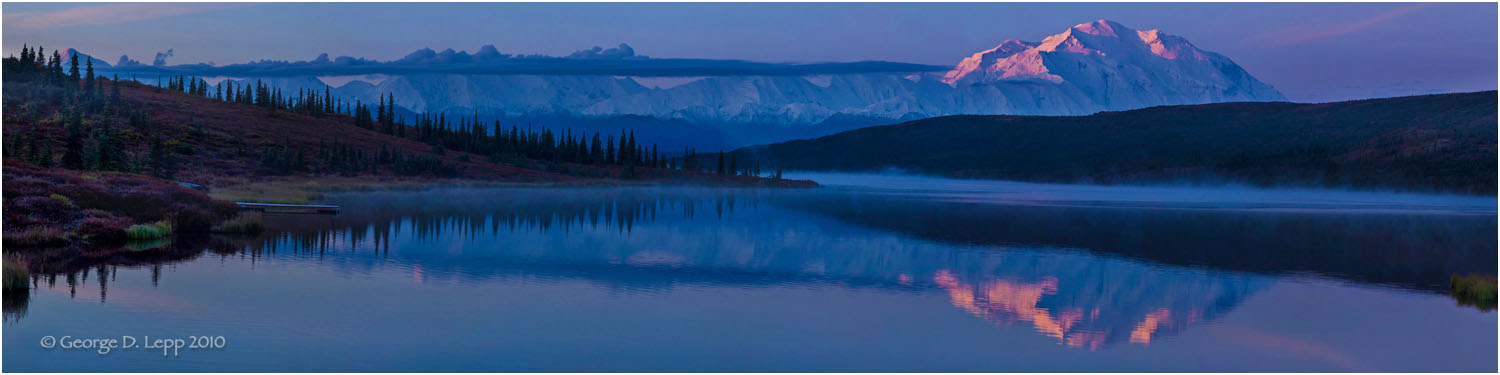 Wonder Lake at sunrise. © George D. Lepp 2010 L-AK-DE-0016