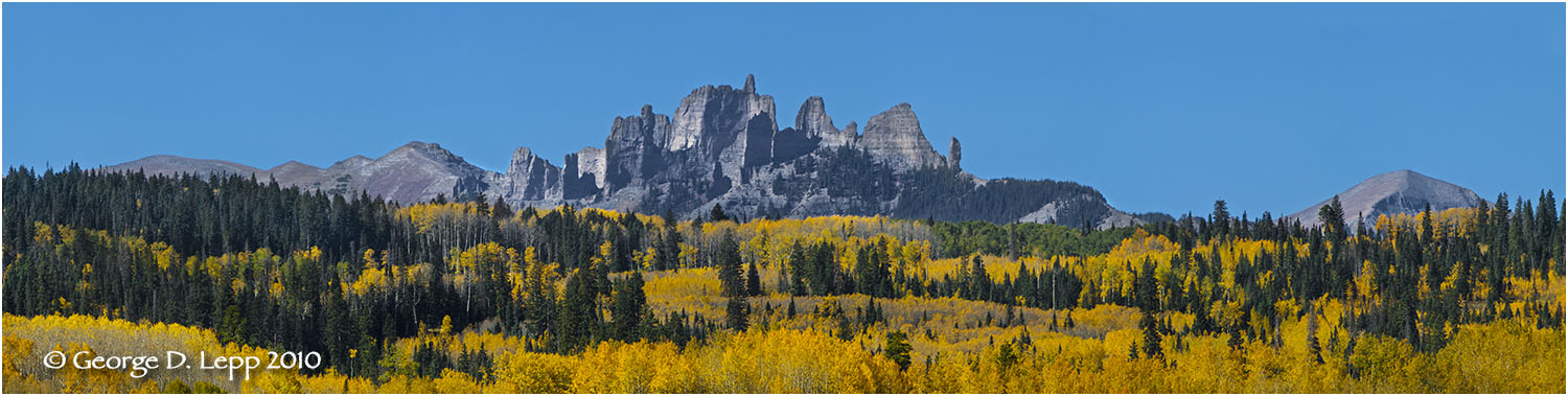 Castle Rocks, Colorado. © George D. Lepp 2010 L-CO-OH-0003