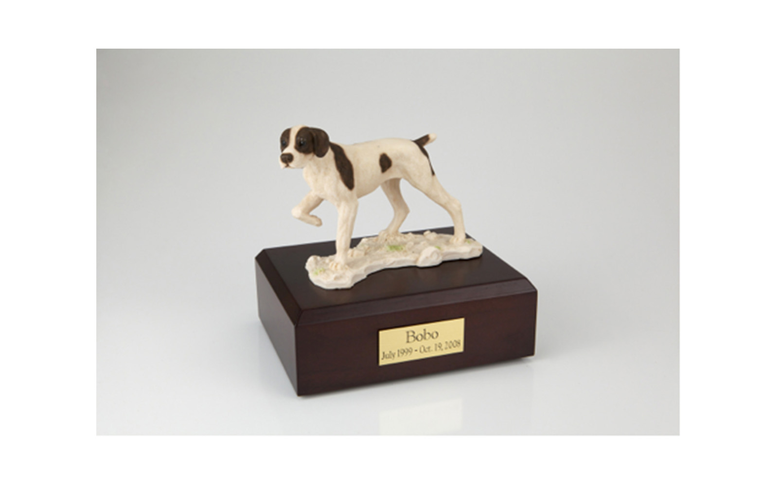 Sculpted Resin This beautiful sculpted resin figurine urn can be selected with a hardwood base made from solid maple, oak, or walnut. This urn offers you a choice of over 700 different purebred dog and cat figurines, as well as birds, equine, rabbits, and wildlife. Included in the price of this urn is your personal (4 line 100 character) inscription on a premium leaded brass name plate and ground shipping charges. SMALL: $168.95 (Up to 45 lbs., 55 Cu. Inches) MEDIUM: $172.95 (46 lbs. – 70 lbs., 85 Cu. Inches) LARGE: $178.95 (71 lbs. – 95 lbs., 115 Cu. Inches) XLARGE $186.95 (96 lbs. – 125 lbs., 145 Cu. Inches)