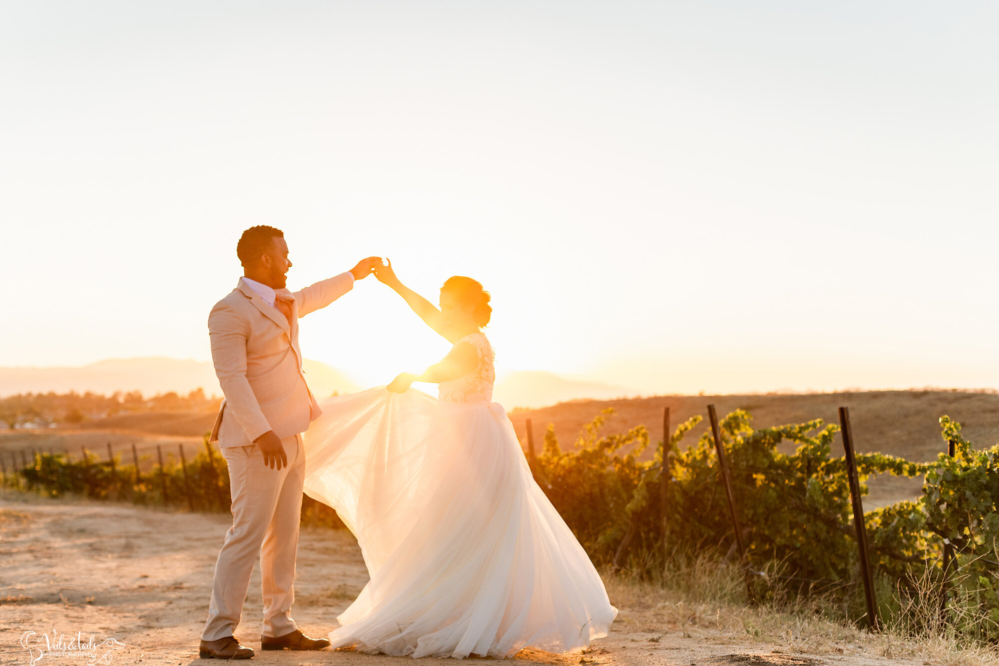 dancing in the sunset, intimate wedding photography, small wedding, southern california photographer