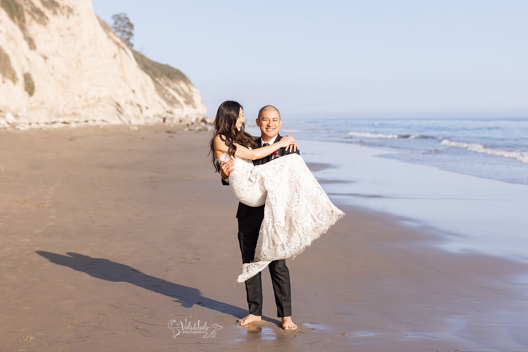 Santa Barbara beach wedding photographer Hendry's Beach