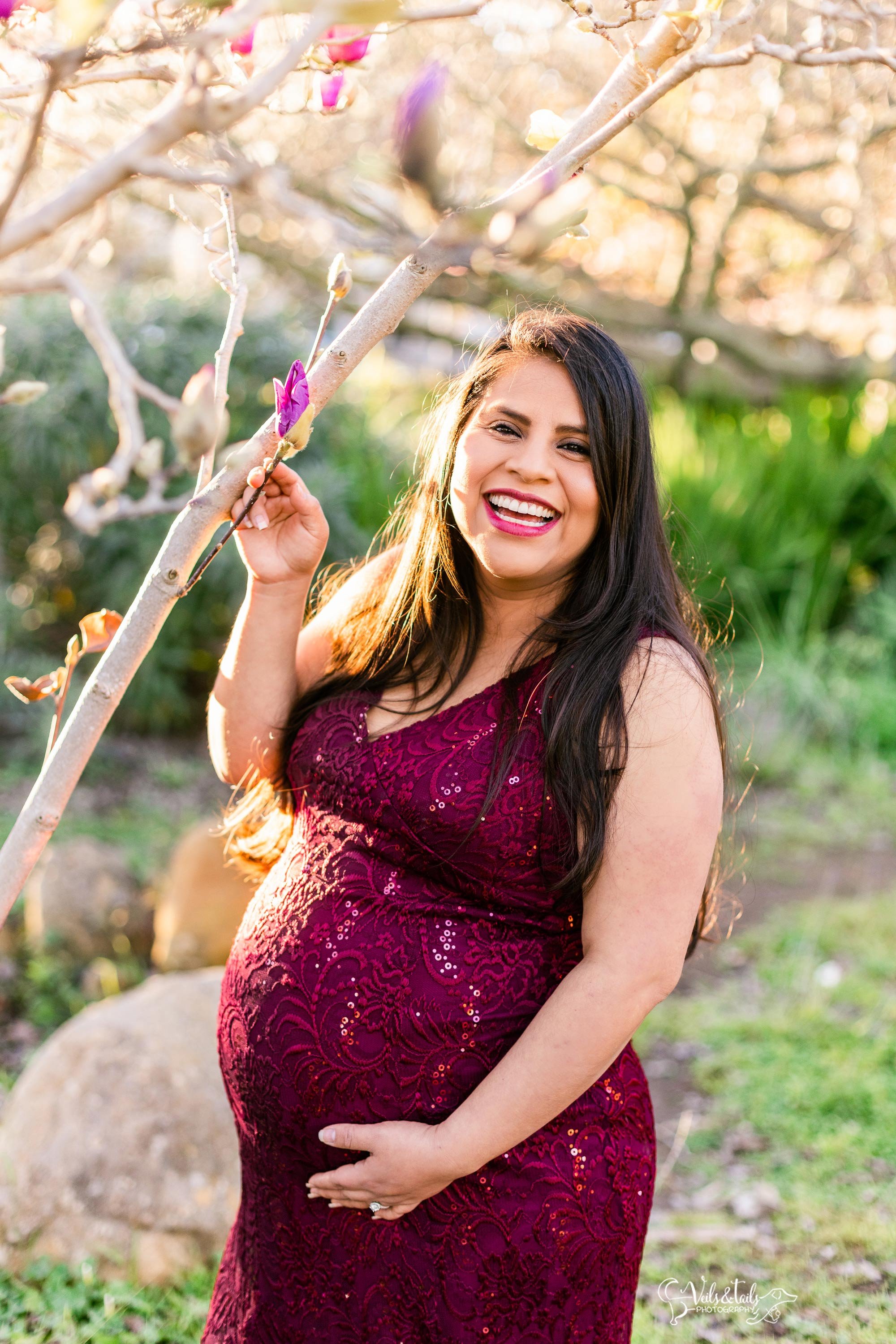 maternity session photography Santa Barbara, jewel-toned outfit ideas