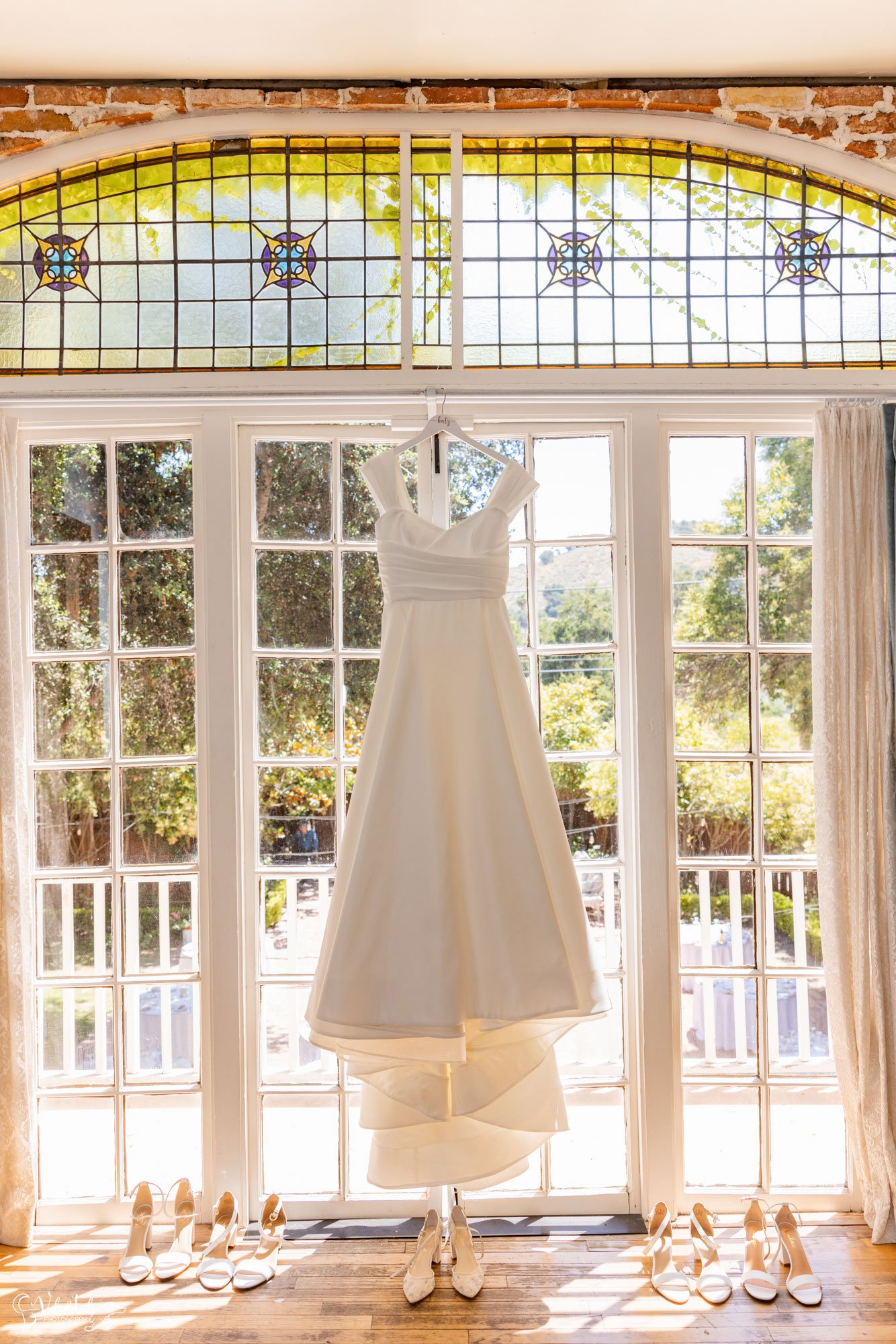 1880 Union Wedding details by Veils & Tails Photography