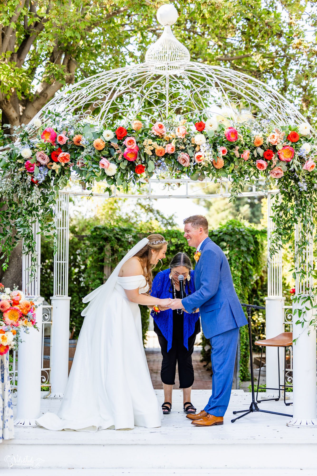 1880 Union Wedding ceremony by Veils & Tails Photography