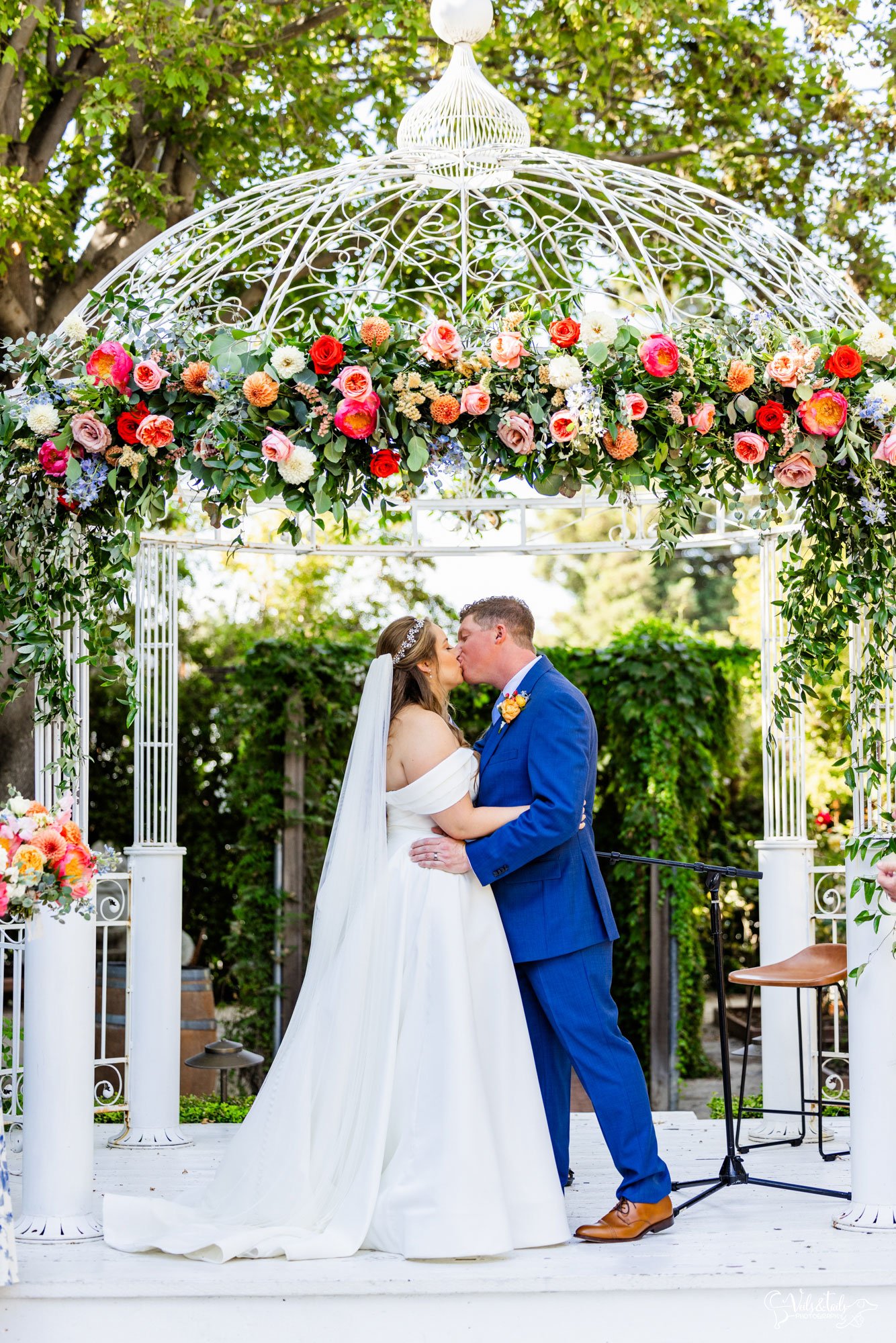 1880 Union Wedding ceremony by Veils & Tails Photography