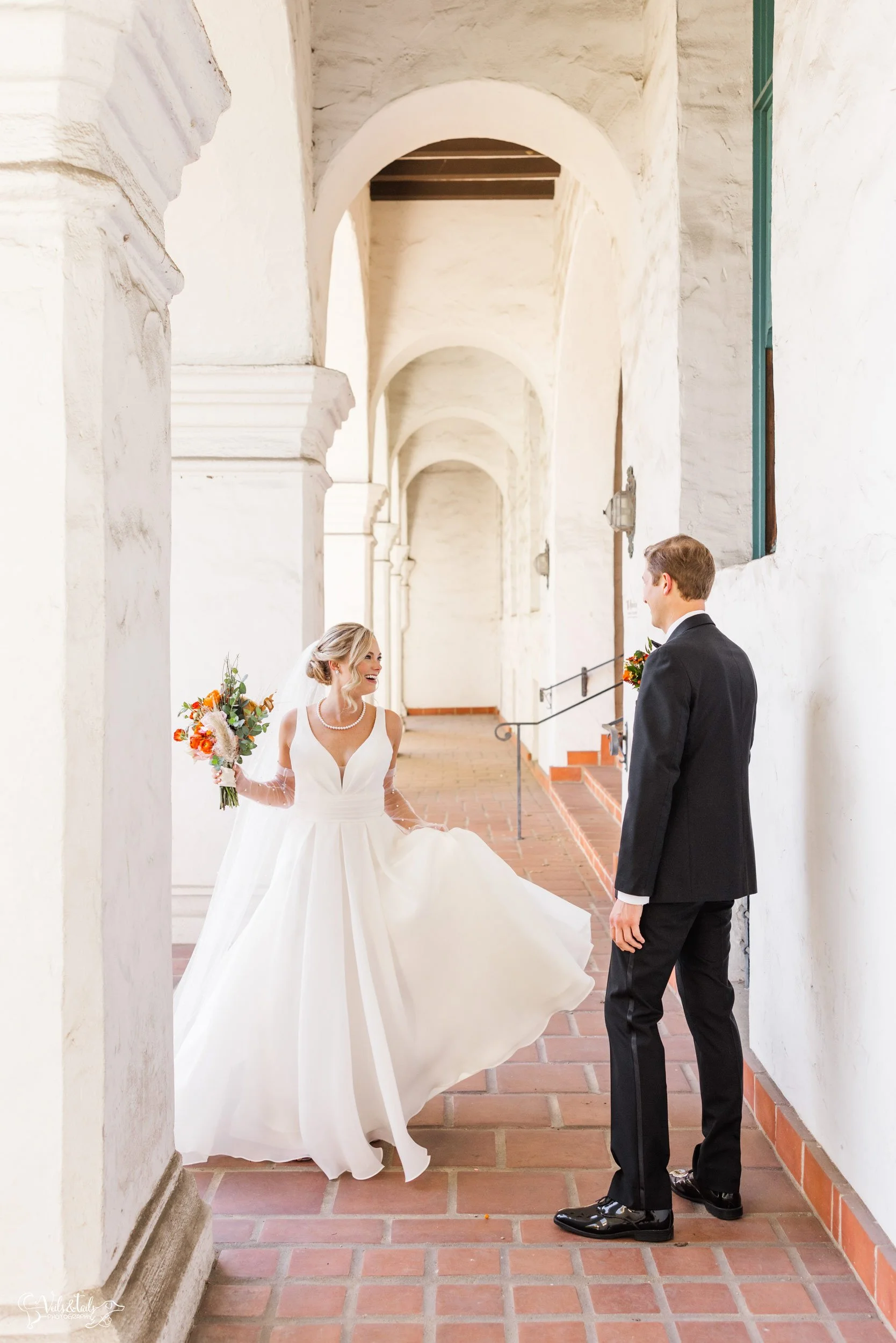Santa Barbara Wedding Photographer Courthouse First Look