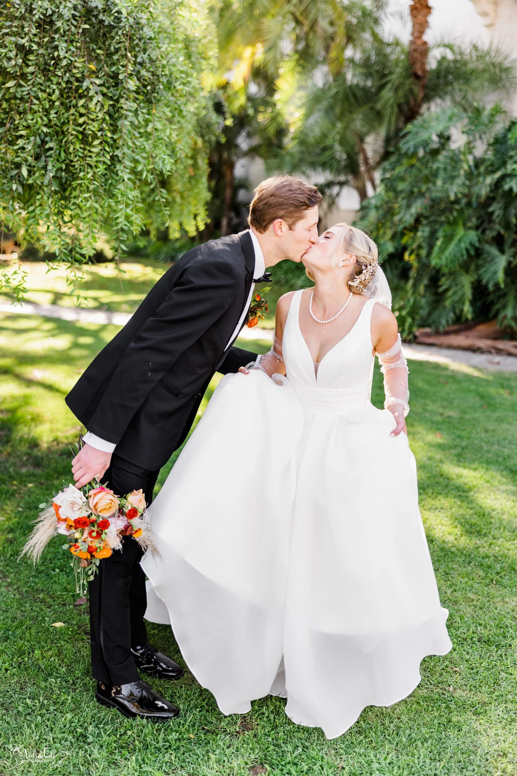 joyful Santa Barbara Wedding Photographer Courthouse bright airy summer