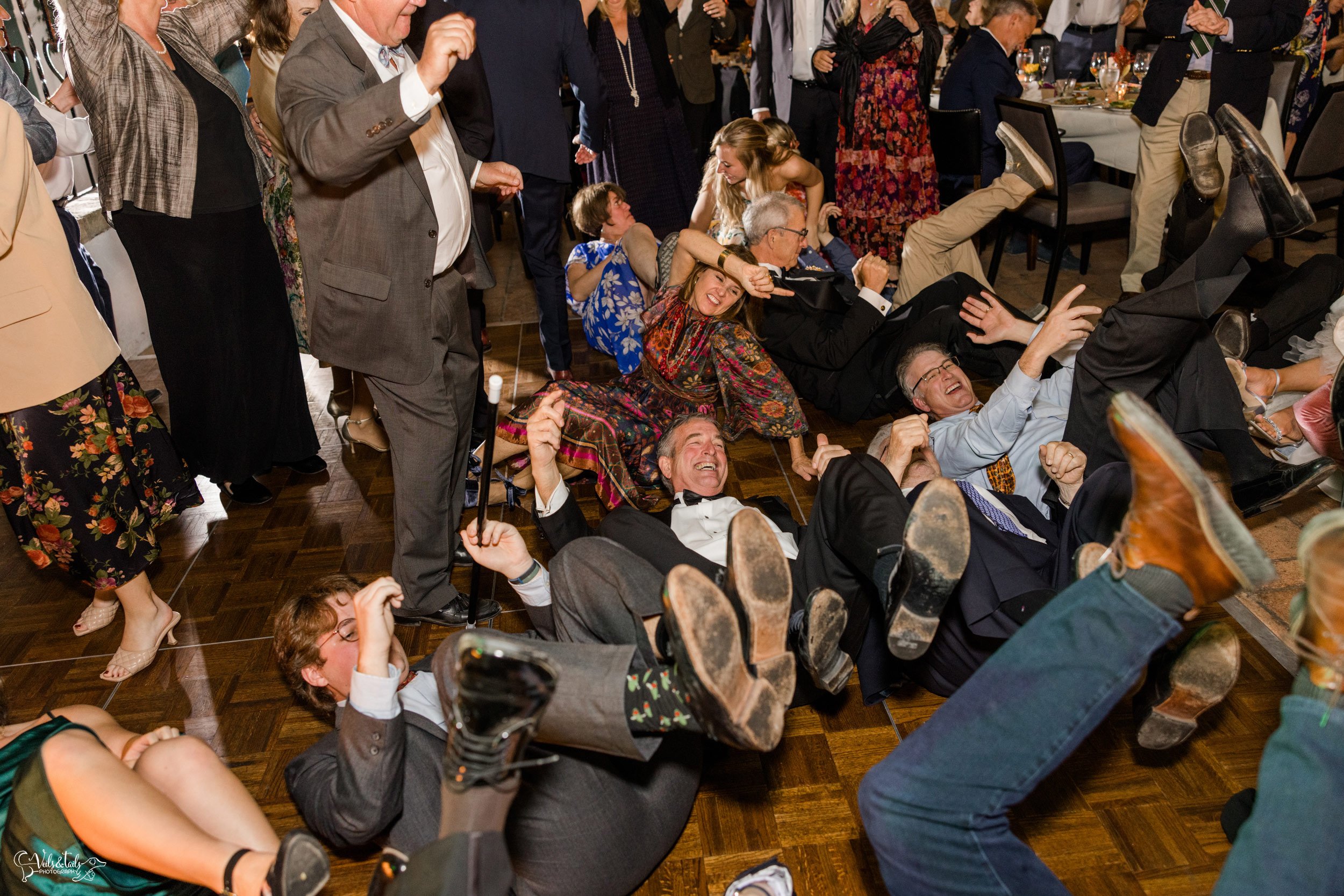 Santa Barbara Wedding Photographer reception El Paseo dancing